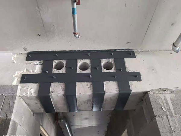 梁開(kāi)洞加固施工